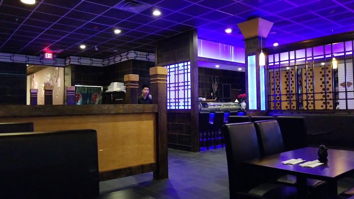 Oyummy Asian Bistro